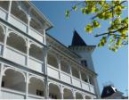 Aufwendig restaurierte Bderarchitektur im Ortskern